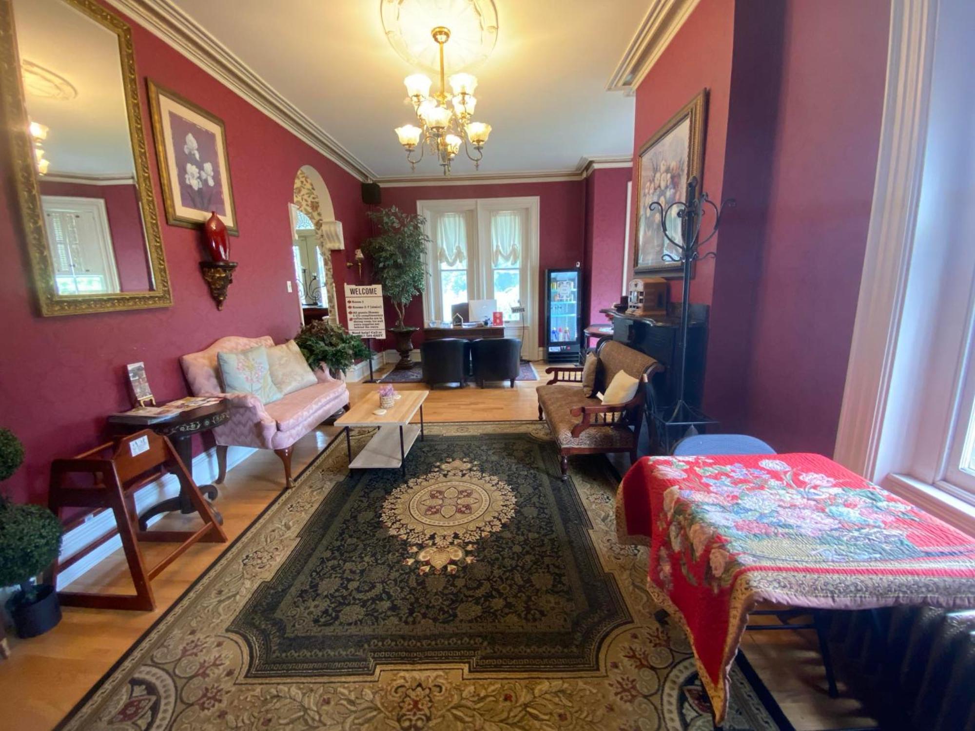 Greystone Manor Bed & Breakfast Bird-in-Hand المظهر الخارجي الصورة