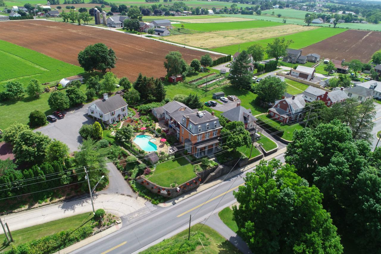 Greystone Manor Bed & Breakfast Bird-in-Hand المظهر الخارجي الصورة