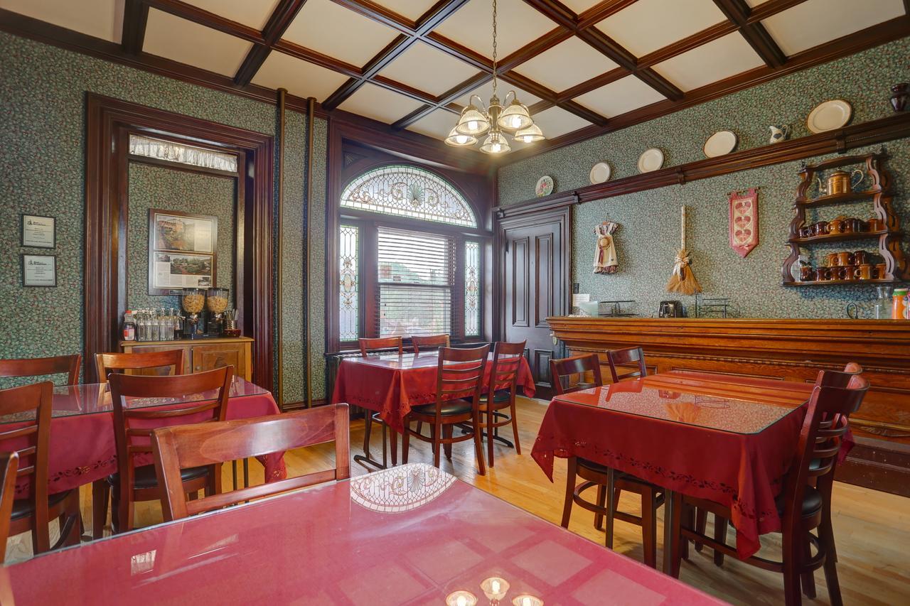 Greystone Manor Bed & Breakfast Bird-in-Hand المظهر الخارجي الصورة